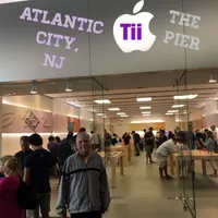 Today in iOS Podcast - The Unofficial iOS, iPhone, iPad, and Apple Watch News and iPhone Apps Podcast artwork
