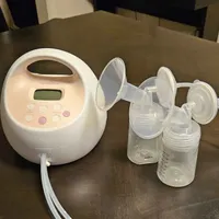 Shanghai Moms Chat 上海妈妈嘎山湖 artwork