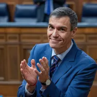 Con ánimo de lucro artwork