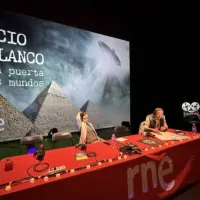 Espacio en blanco artwork