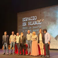 Espacio en blanco artwork