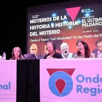 EL ÚLTIMO PELDAÑO artwork