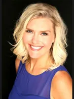 HealthCast Now - The Intersection of Health, Wellness & Circadian Optimization artwork