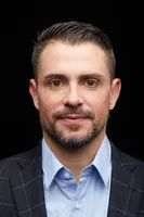 HealthCast Now - The Intersection of Health, Wellness & Circadian Optimization artwork