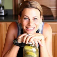HealthCast Now - The Intersection of Health, Wellness & Circadian Optimization artwork